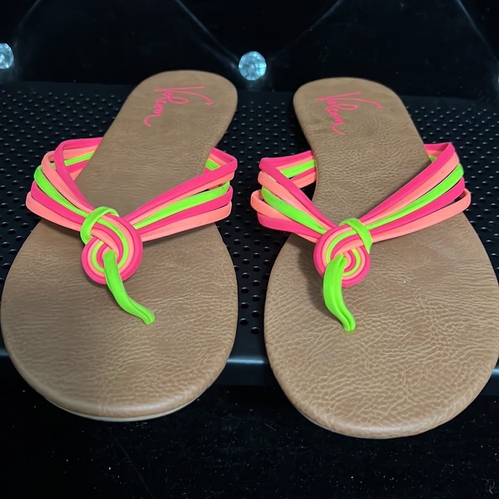 VOLCOM Strappy Neon Sandals - Picture 3 of 5